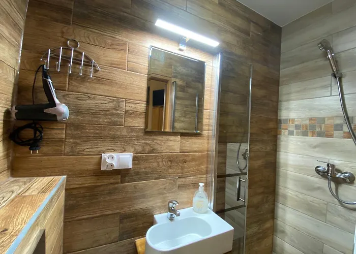 Wiktoria בית הארחה זקופאנה